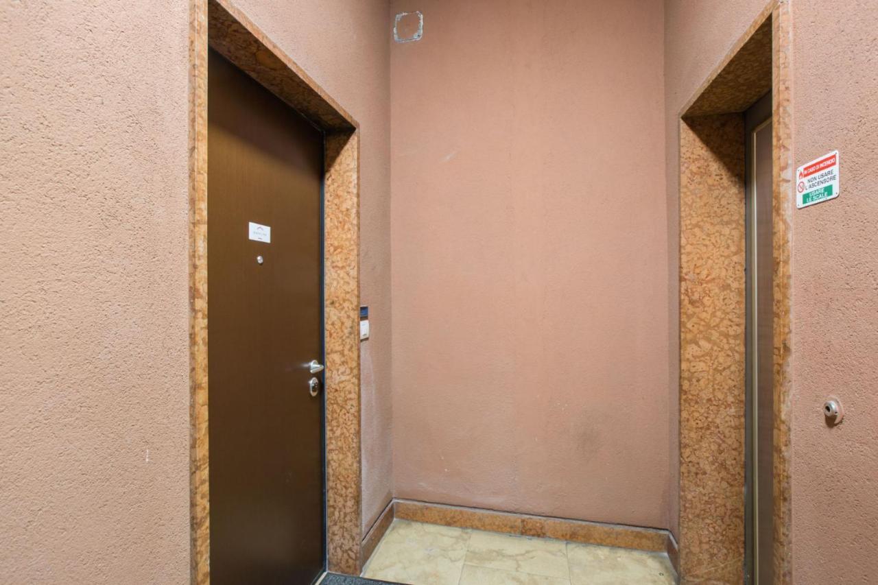 Easylife - Moderno Bilocale In Zona Porta Romana Milan Exterior photo